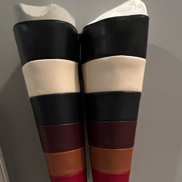 HOST PICK‼️Valentino Garavani Leather Color-Bloc Knee-Hi Boot - Picture 9 of 16